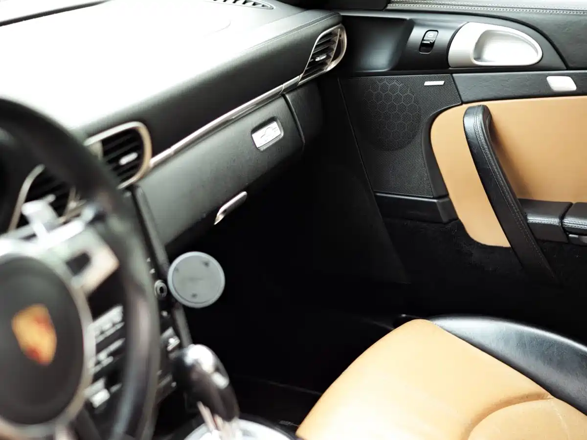 Porsche 911 2011 Edition Style 3.6L Hardtop фото 24