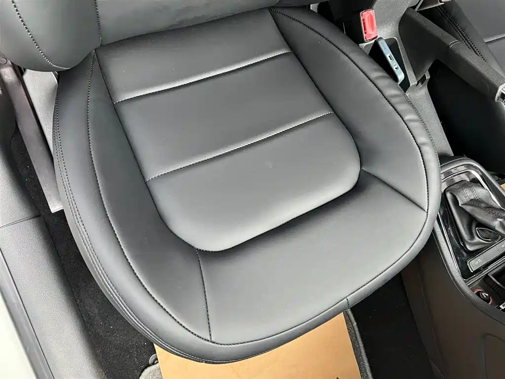 Volkswagen Bora 2015 Quality Edition 1.6L Automatic Fashion фото 23