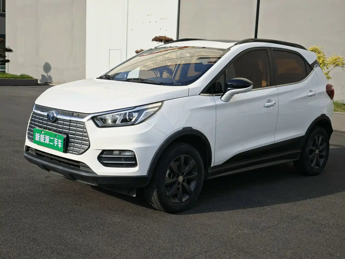 BYD Yuan New Energy 2019 EV360 Smart Connect Premium Edition