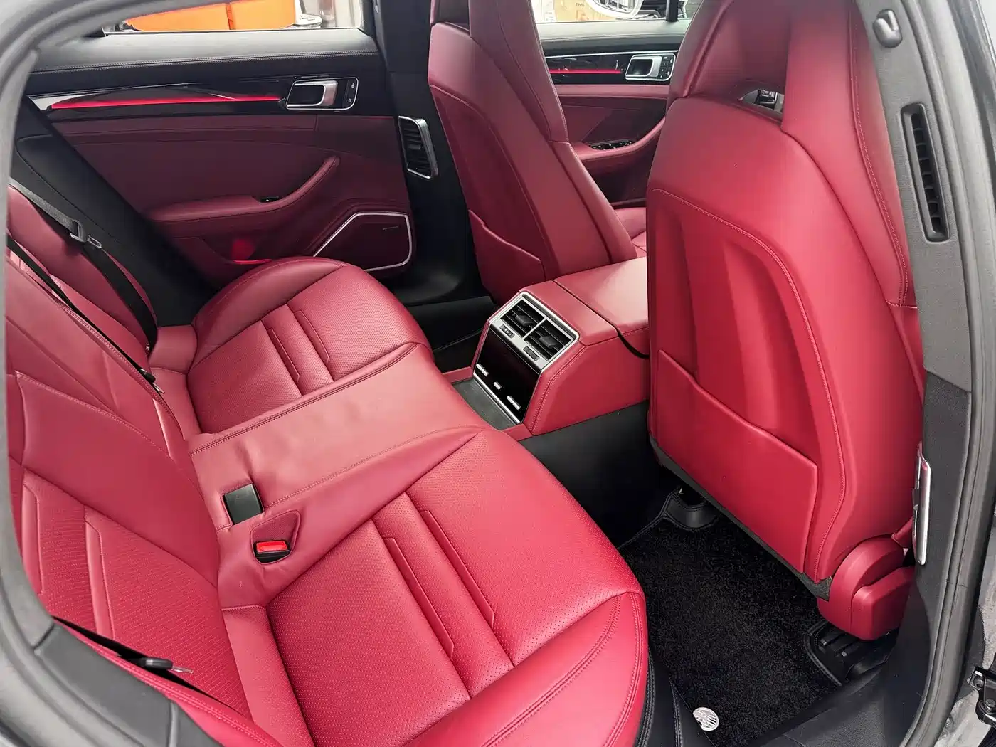 PORSCHE PANAMERA NEW ENERGY