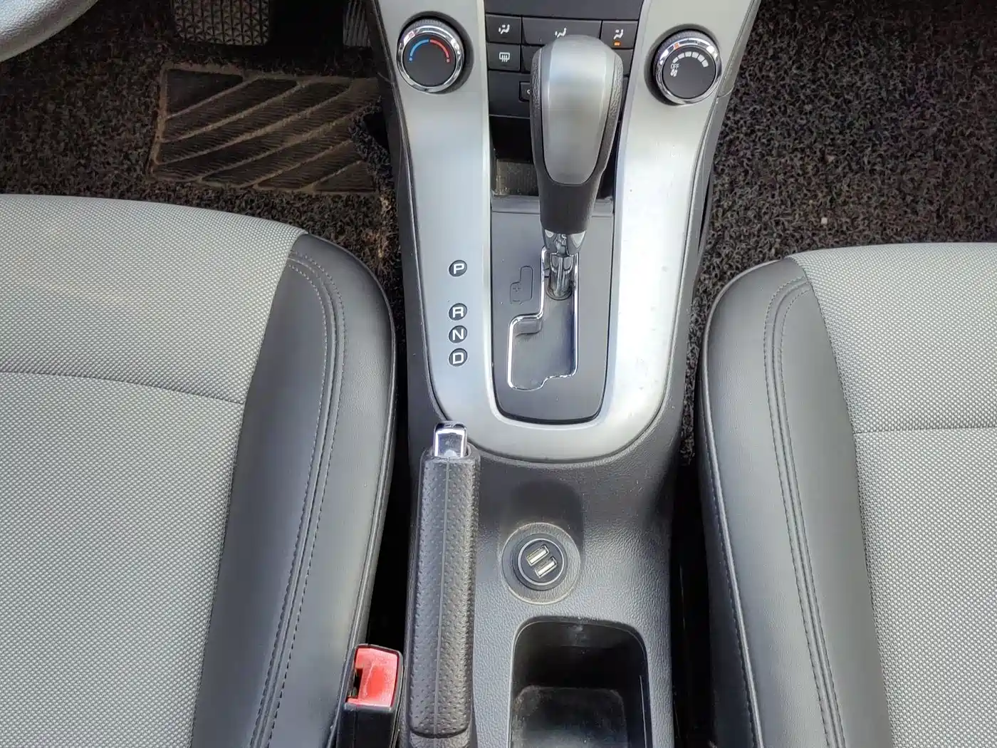 Chevrolet Cruze 2013 Model 1.6L SE AT фото 16
