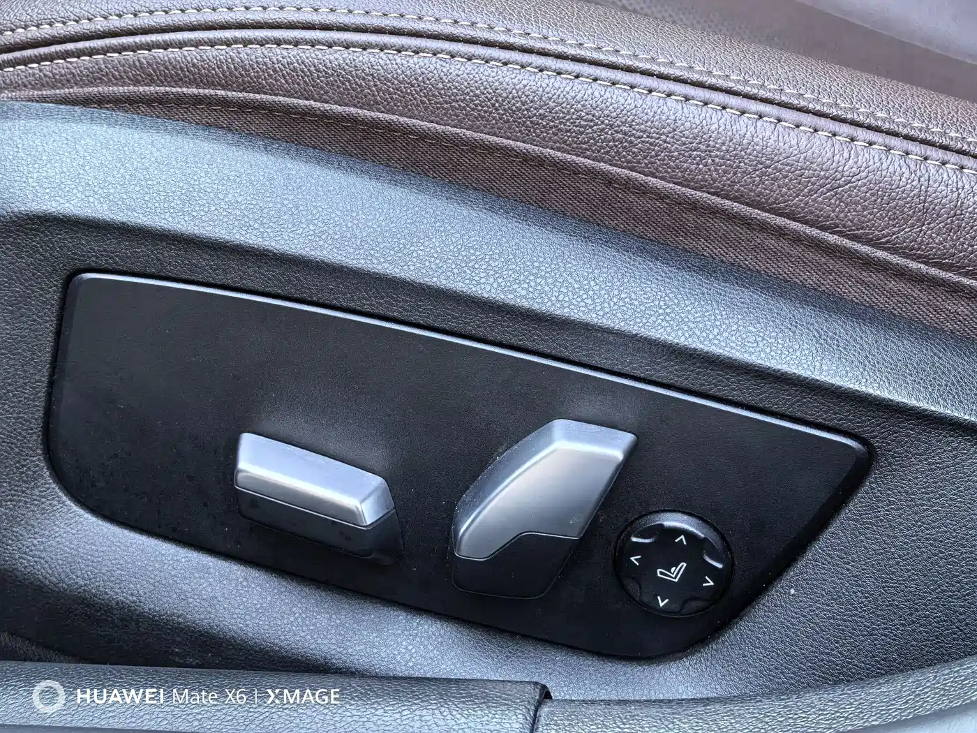 BMW 5 Series 2021 530Li Leading Luxury Package фото 36