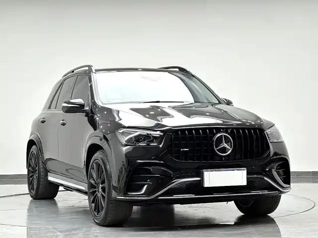 Mercedes-Benz GLE 2024 GLE 450 4MATIC Luxury — фото 2