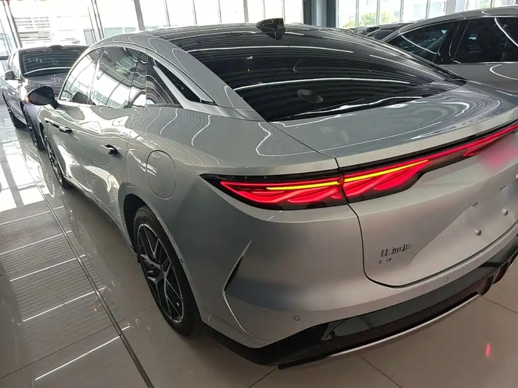 BYD Han L 2025 EV AWD LiDAR Flagship фото 5