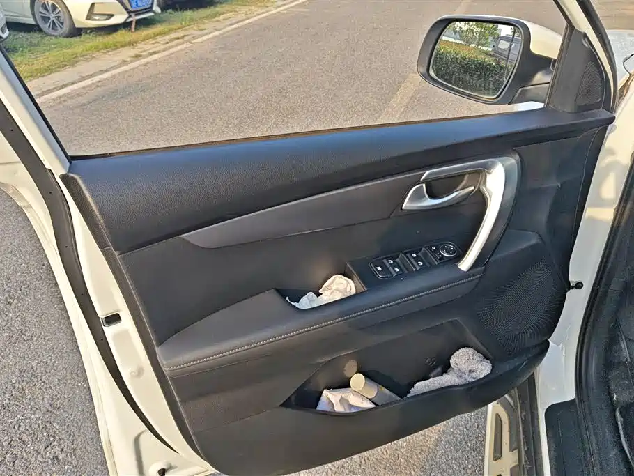 Kia Sportage 2019 2.0L Automatic Smart Luxury Edition фото 7