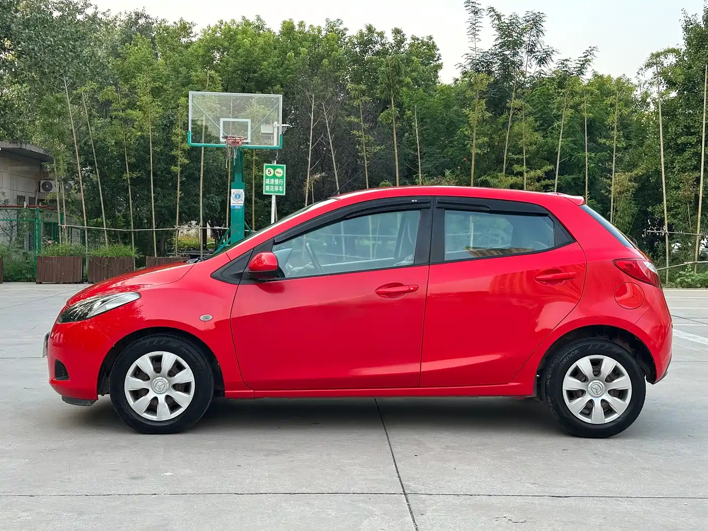 Mazda 2 2012 2011 XuanDong 1.3L Automatic Standard