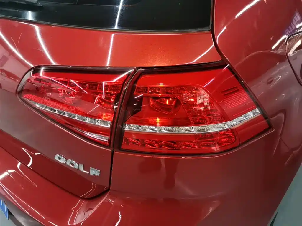Volkswagen Golf 2016 1.6L Automatic Comfort фото 8