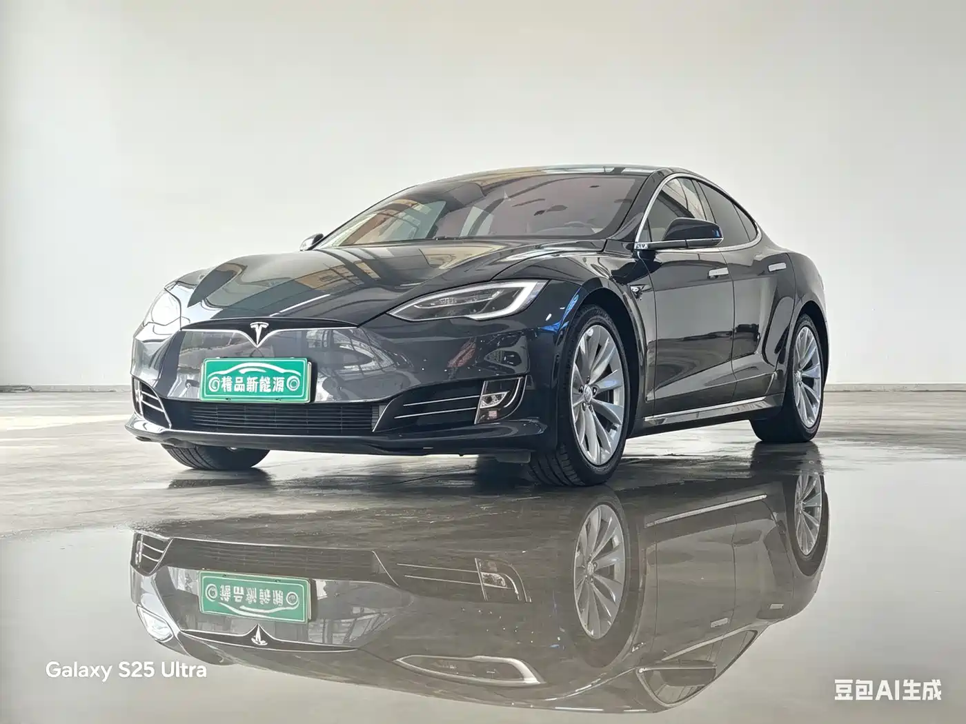 TESLA MODEL S