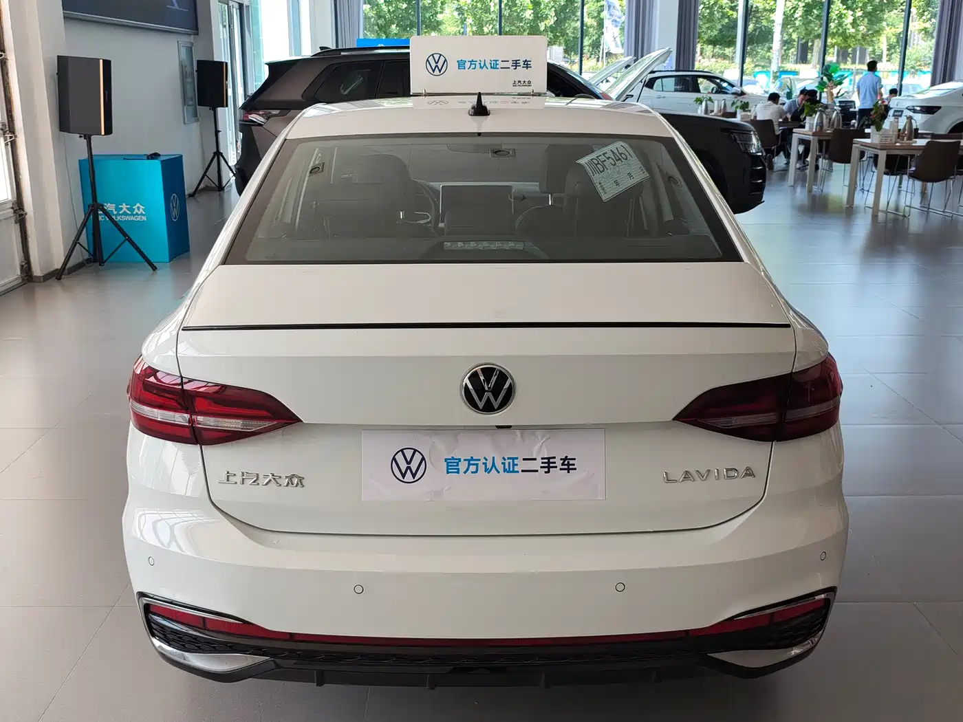 Volkswagen Lavida 2024 Model 300TSI DSG Starlight Leading Edition фото 18