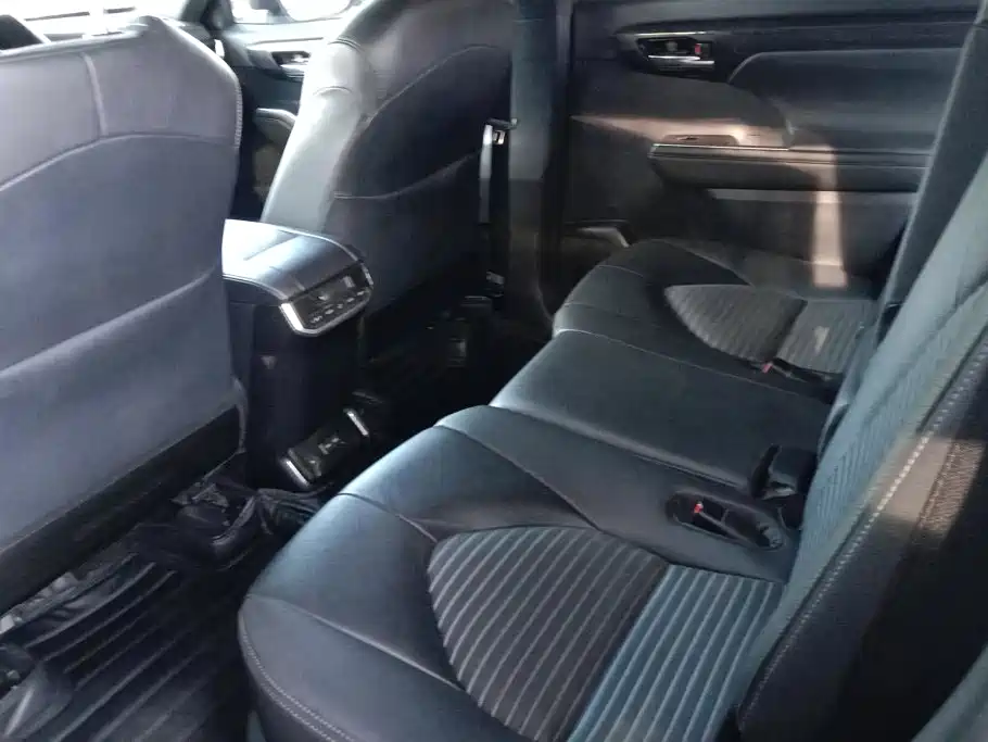 Toyota Crown Kluger 2023 2022 2.5L HEV 4WD Premium Edition