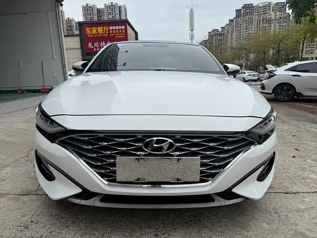 HYUNDAI FESTA
