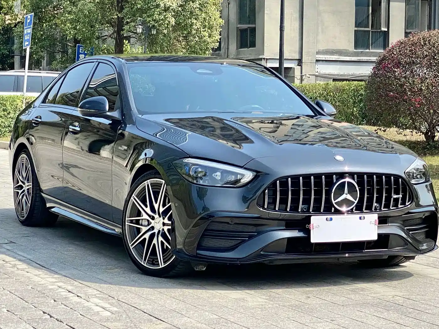 Mercedes-Benz C-Class AMG 2024 AMG C 43 4MATIC Special Edition фото 5