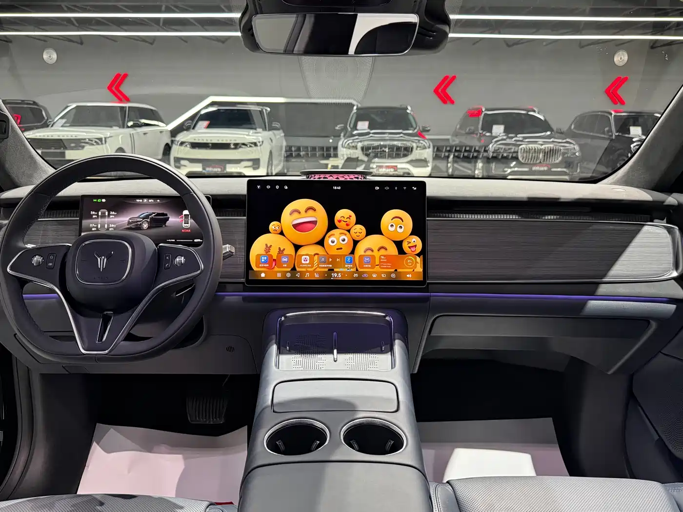 Voyah Auto Voyah Zhiyin 2025 Base фото 11
