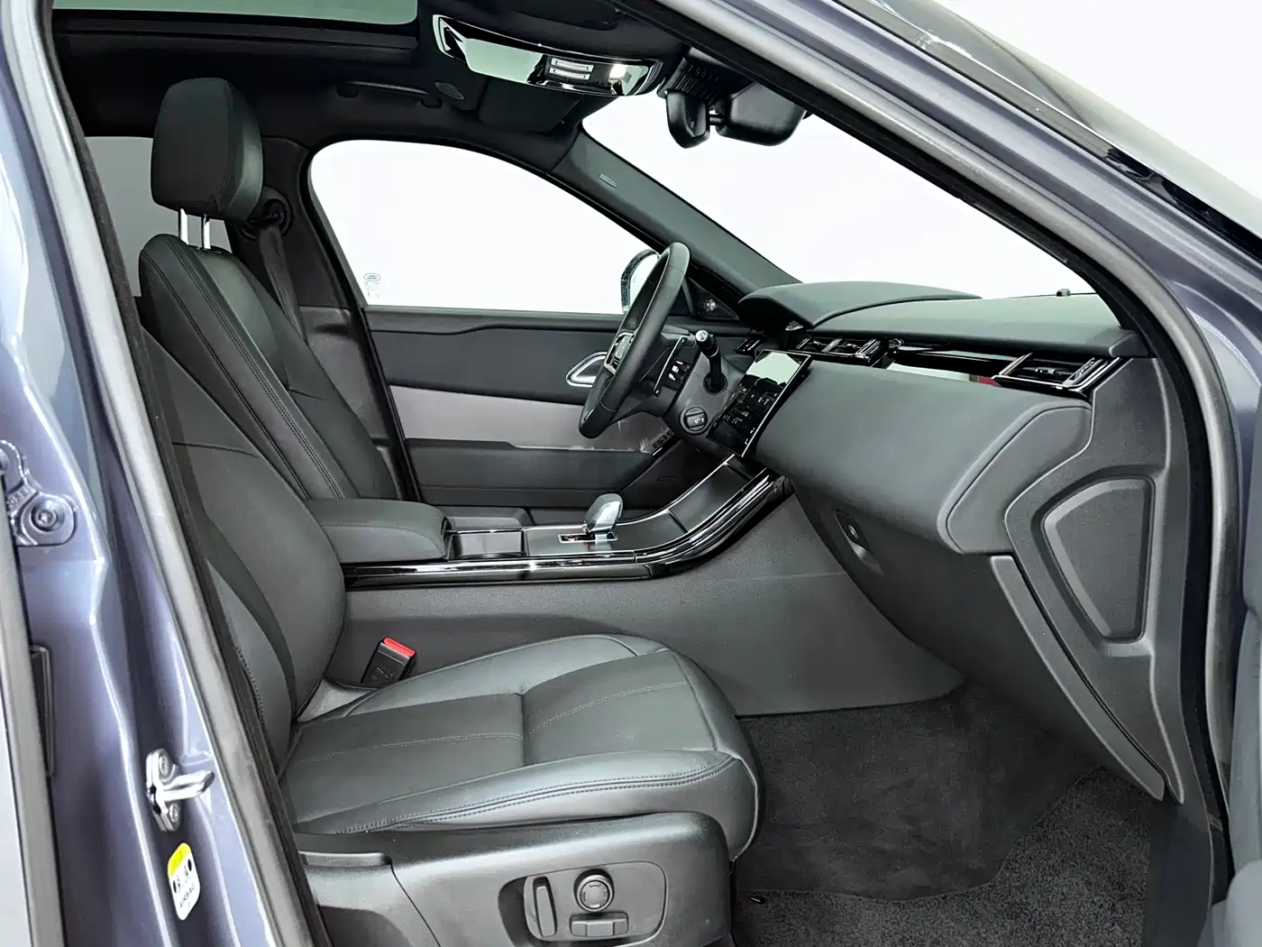 Land Rover Range Rover Velar 2024 Dynamic SE фото 12
