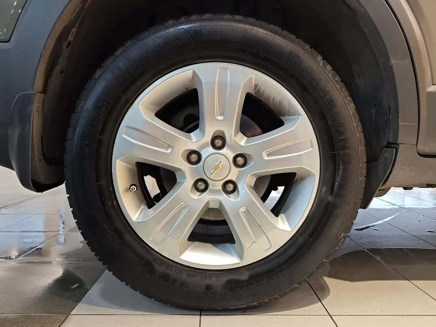 Chevrolet Captiva 2017 2.4L 2WD Urban Edition 5-Seater фото 28