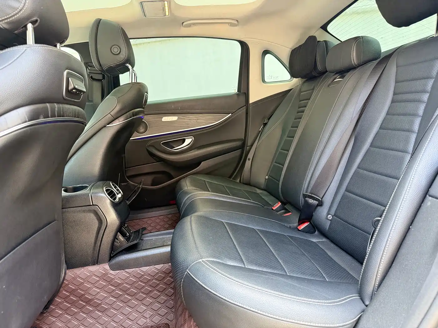 Mercedes-Benz E-Class 2019 Facelift E 300 L Sport Fashion фото 11