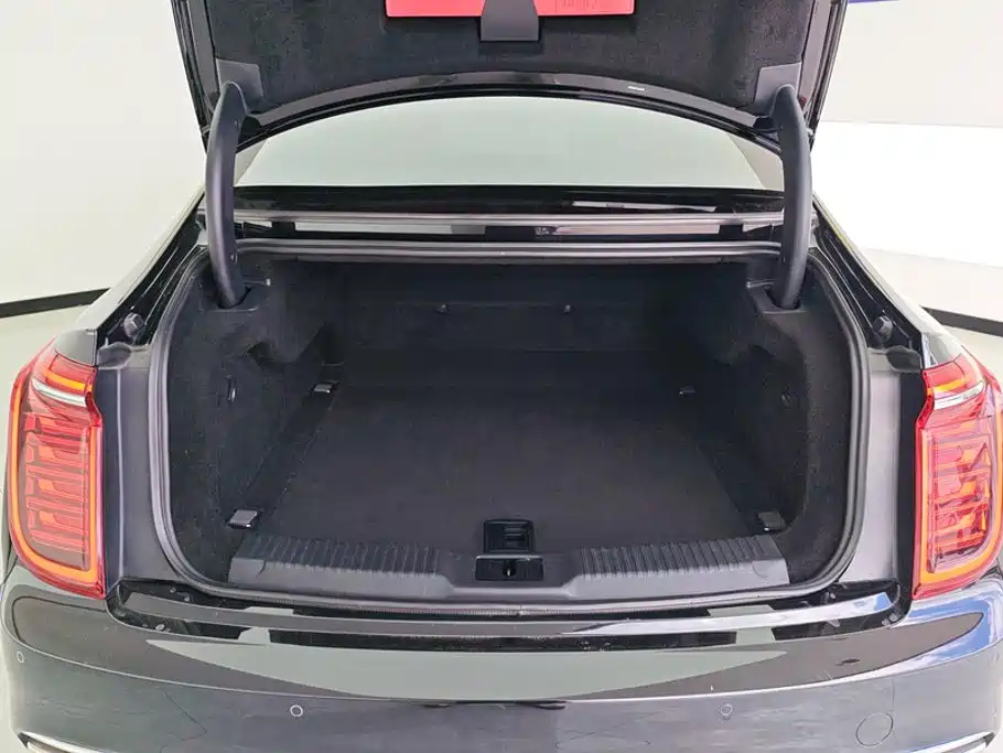 Hongqi H9 2020 2020 2.0T Smart Connection Qi Chang Edition