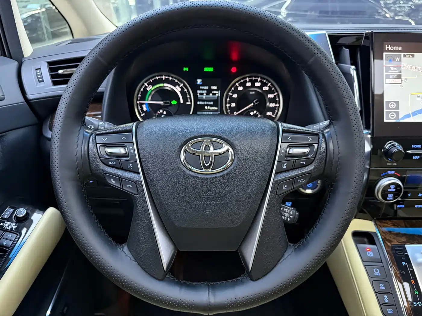 Toyota Alphard 2021 Hybrid 2.5L Luxury фото 10