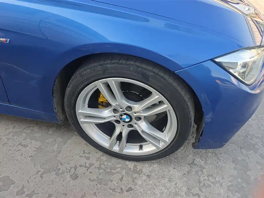 BMW 3 Series 2017 320i M Sport фото 6