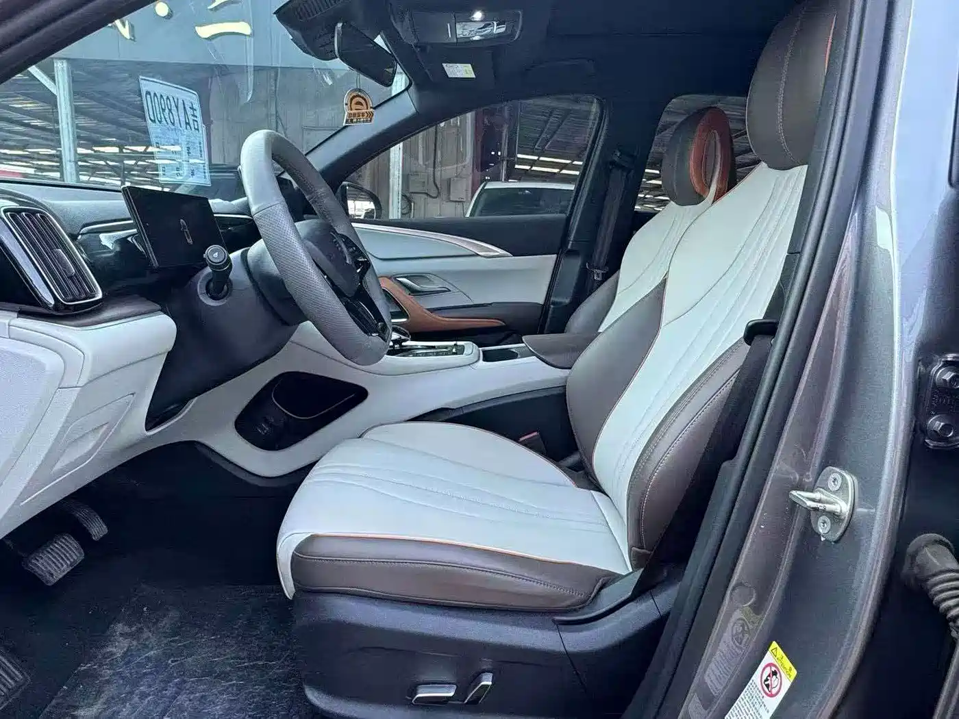 BYD Song Pro New Energy 2022 DM-i 51km Premium фото 5