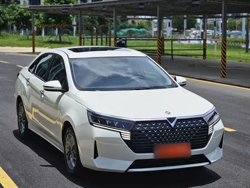 Venucia D60 2025 2023 PLUS 1.6L XL CVT Joy Leader Edition