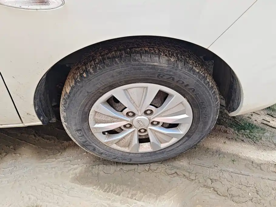 JAC Refine M3 2021 2019 Maker Edition 1.8L Luxury Version