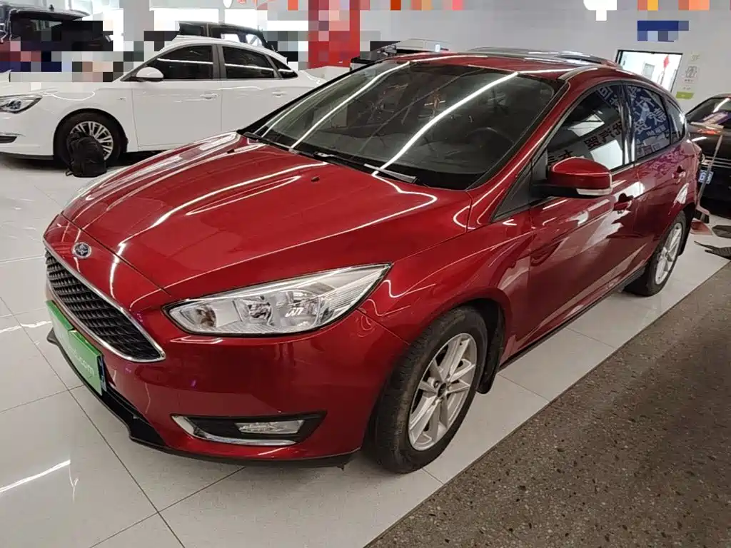 Фото 1 - Ford Focus