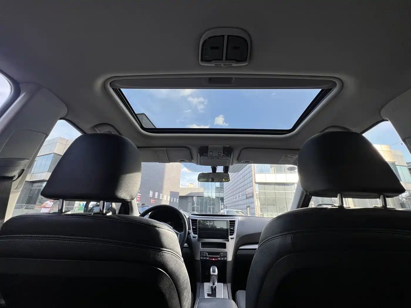 Subaru Outback 2014 2.5i Elegance Sport Edition фото 13