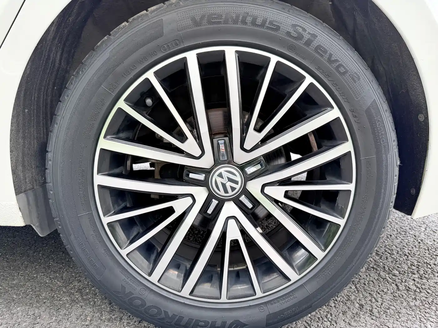 Volkswagen Lamando 2019 280TSI DSG Luxury Edition China V фото 18