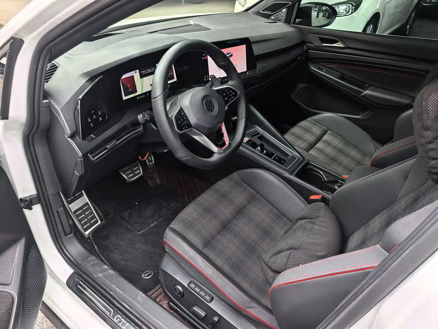 Volkswagen Golf GTI 2021 380TSI DSG GTI фото 6