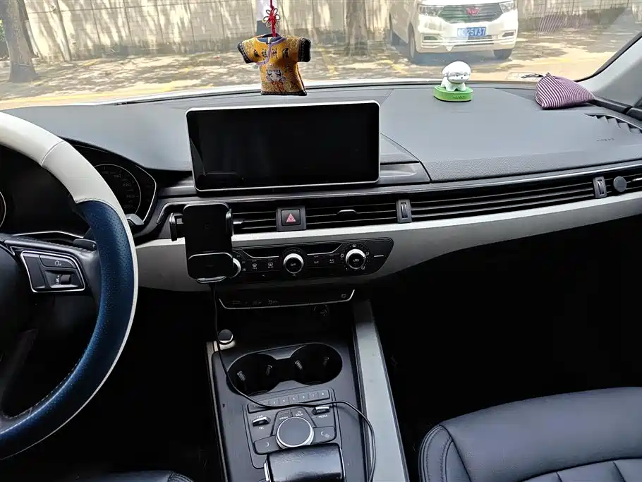 Audi A4L 2017 Plus 40 TFSI Progressive фото 13