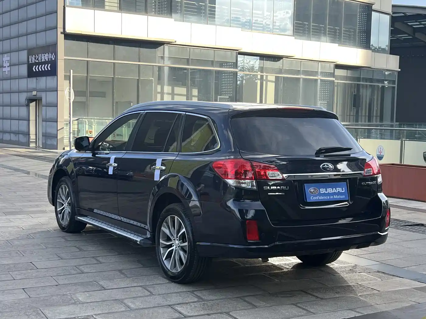 Subaru Outback 2014 2.5i Elegance Sport Edition фото 7