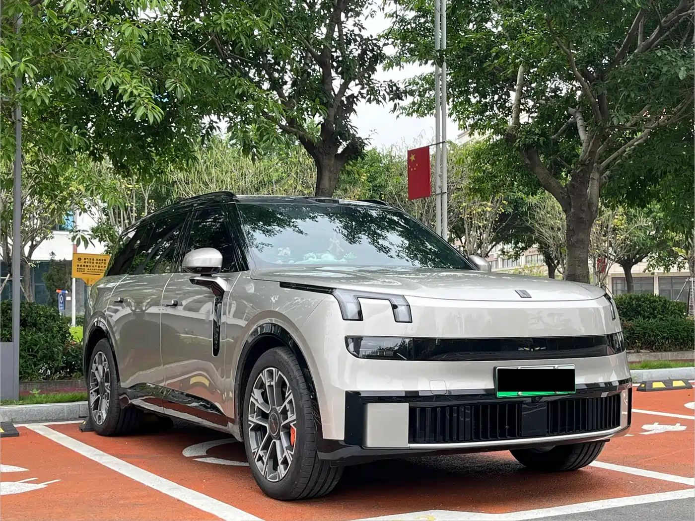 Lynk & Co 900 2025 1.5T Ultra фото 3