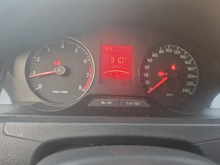 Volkswagen Santana 2013 1.4L Manual Trend Edition фото 14