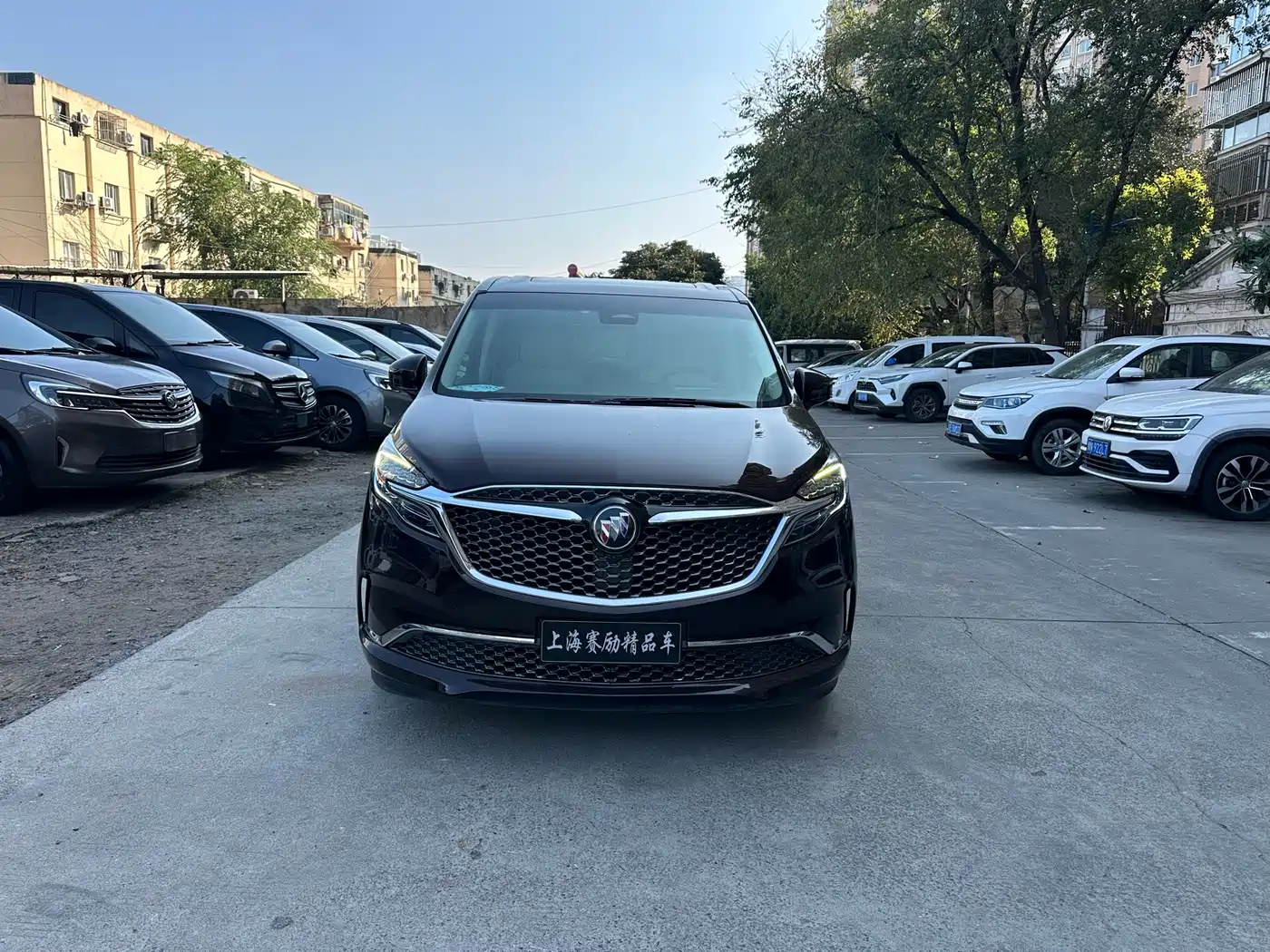 Buick GL8 2021 Avenir Aivia 7-Seater Family Edition фото 2