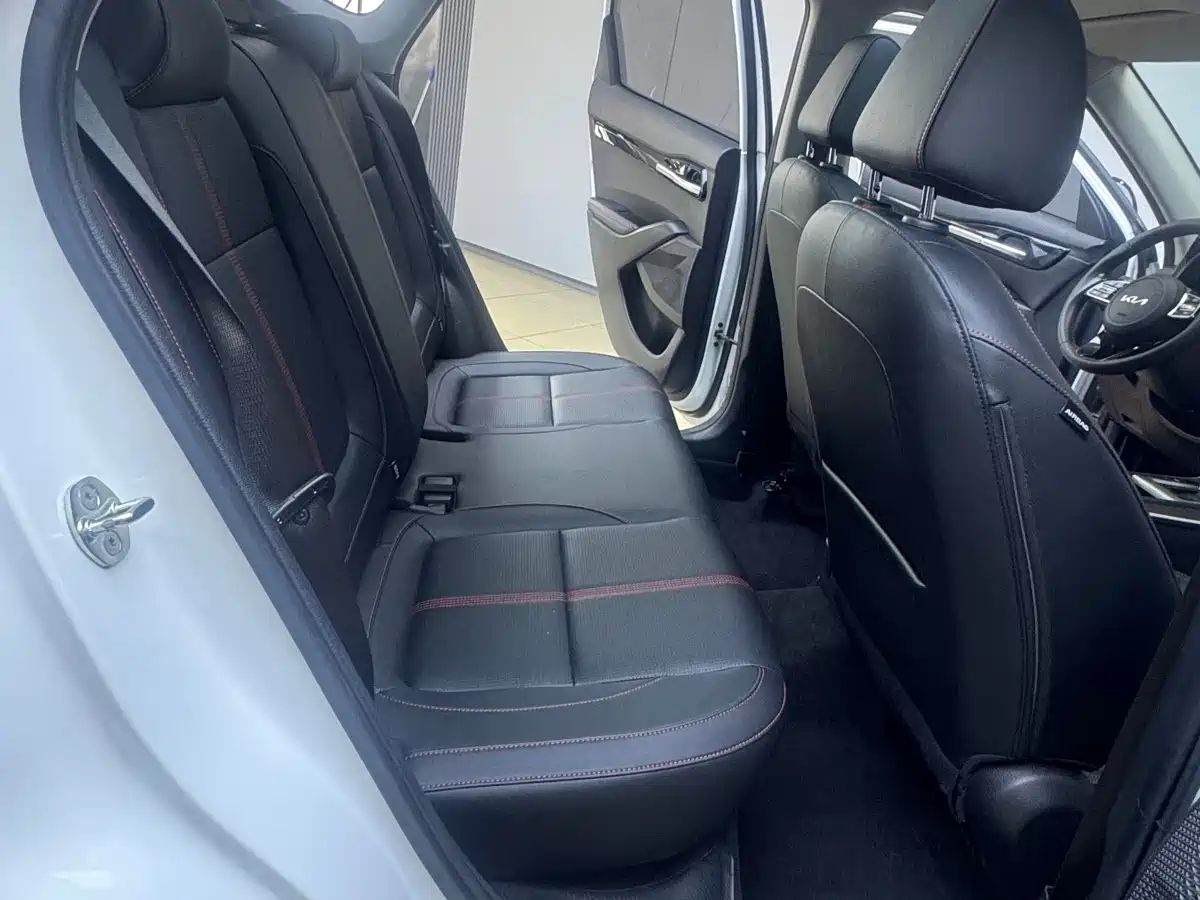Kia KX3 Smart Run 2021 1.5L CVT Fashion Edition фото 11