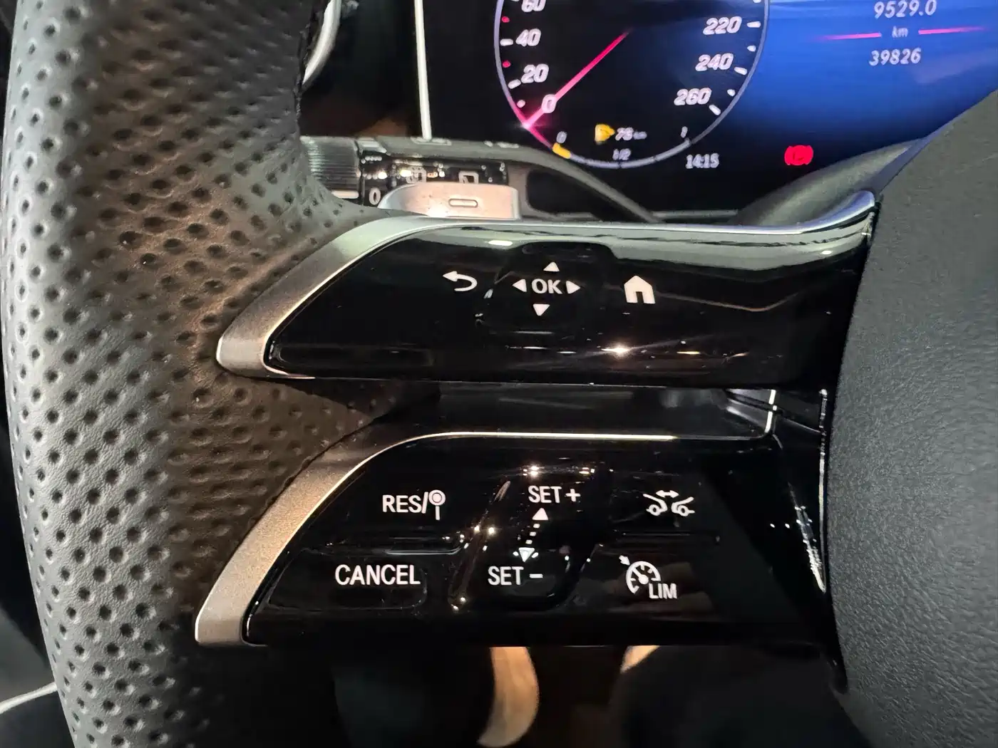 Mercedes-Benz GLC 2024 GLC 300 L 4MATIC Dynamic 5-seater фото 16