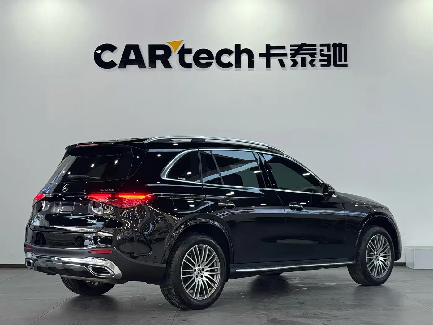 Mercedes-Benz GLC 2024 GLC 300 L 4MATIC Dynamic 5-seater фото 26