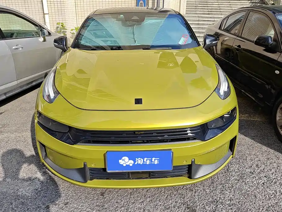Lynk & Co 03 2021 03+ 2.0TD Auto Wind Rider Edition фото 2