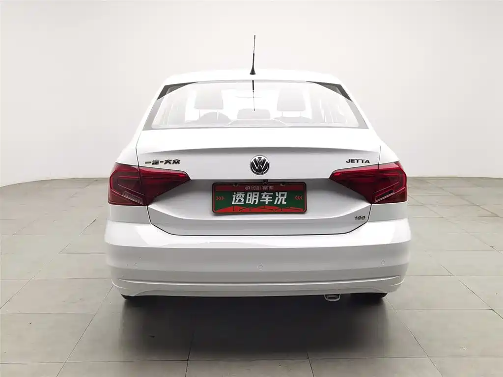 Volkswagen Jetta 2019 Dream Edition 1.5L Manual Fashion фото 4