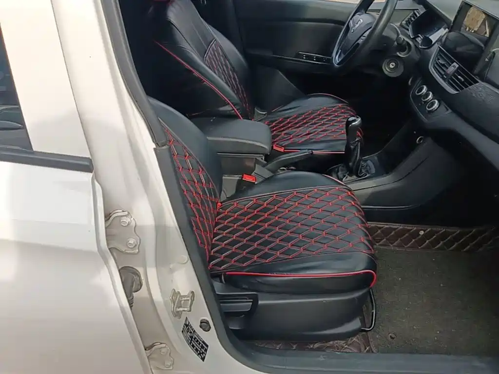 Baojun 310 2020 2020 1.2L Manual Comfort Edition