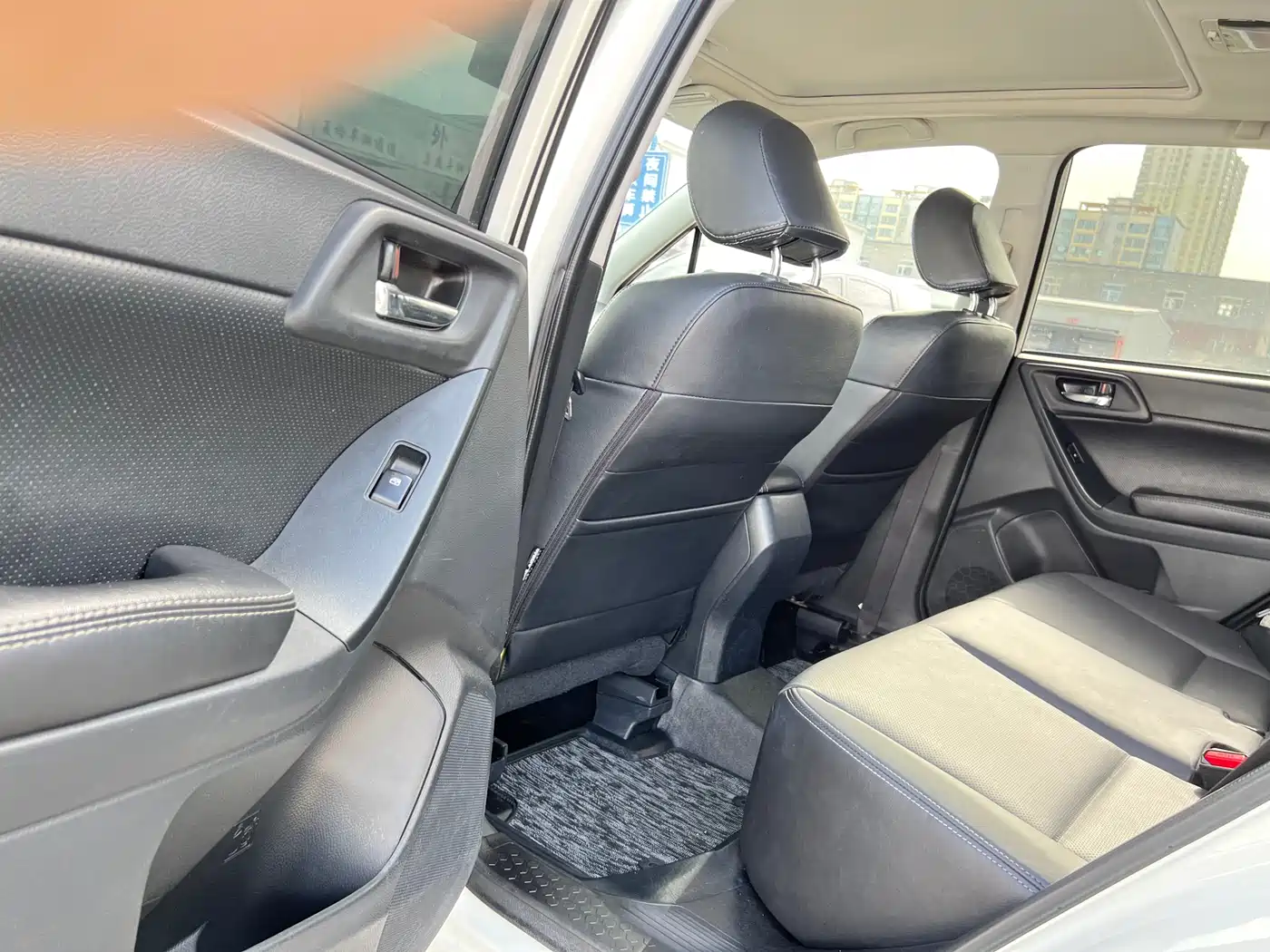 Subaru Forester 2014 2.5i Automatic Elite Edition фото 5