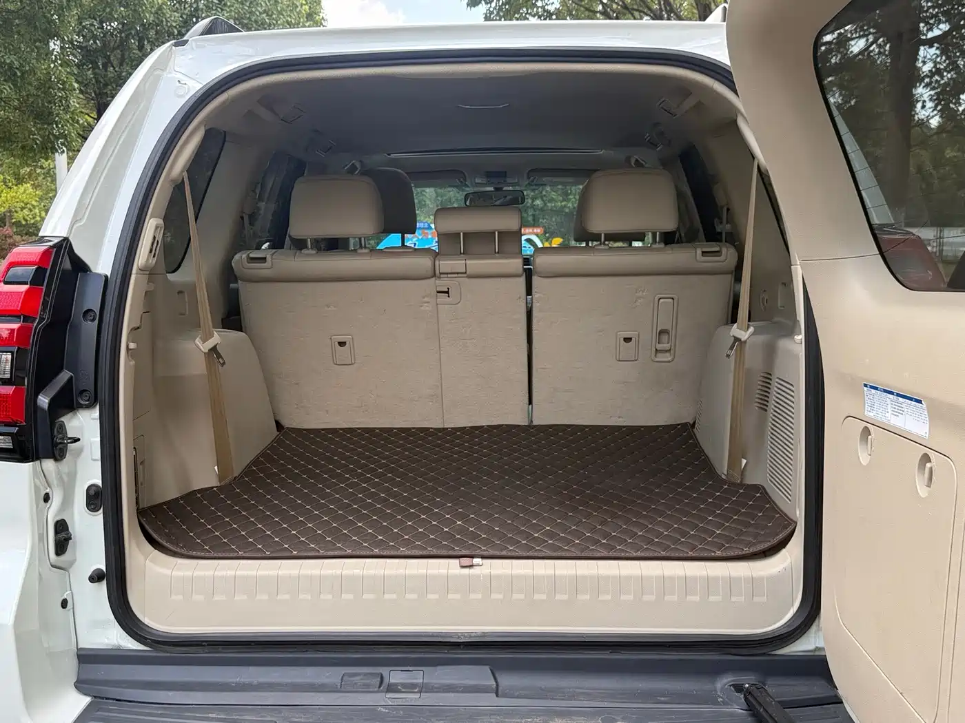 Toyota Prado 2020 2019 3.5L Automatic TX-L Zunxiang Edition with Rear-mounted Spare Tire