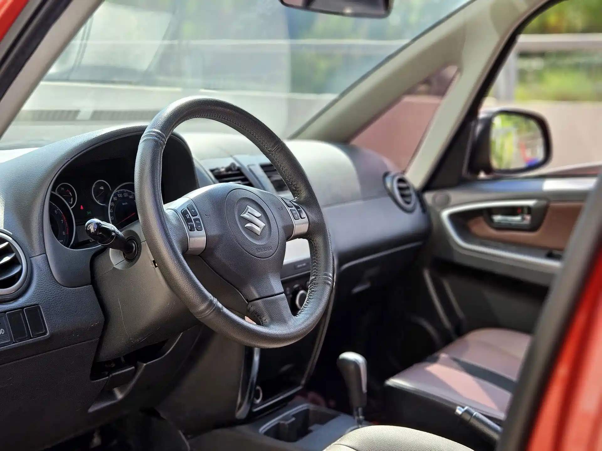 Фото 21 - Suzuki SX4