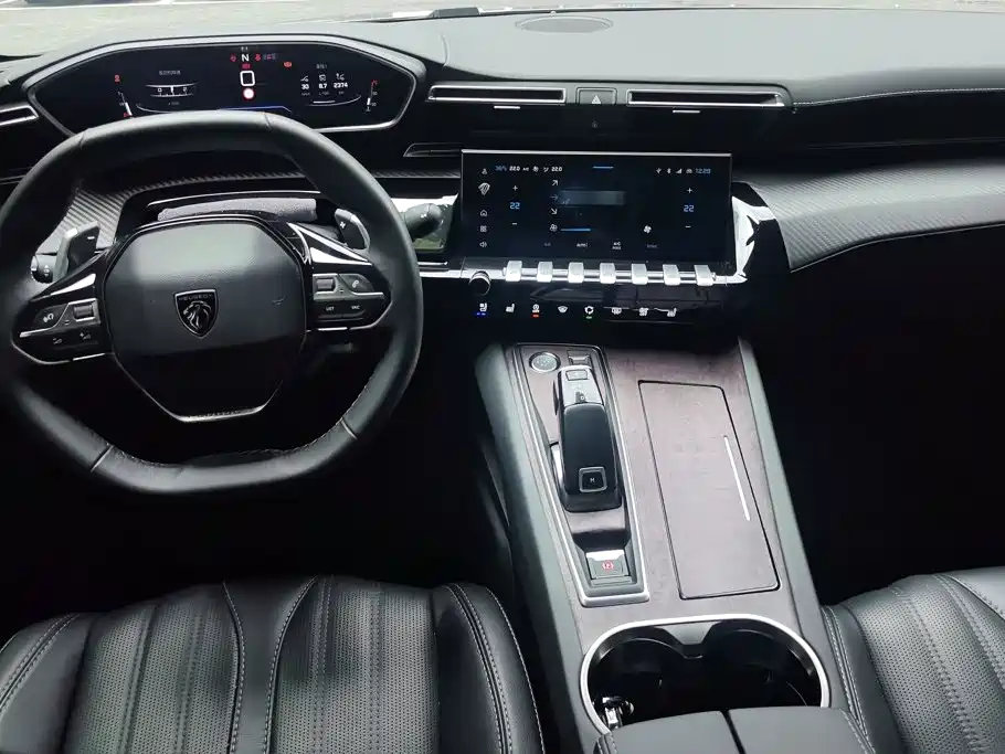 صورة 12 - Peugeot 508