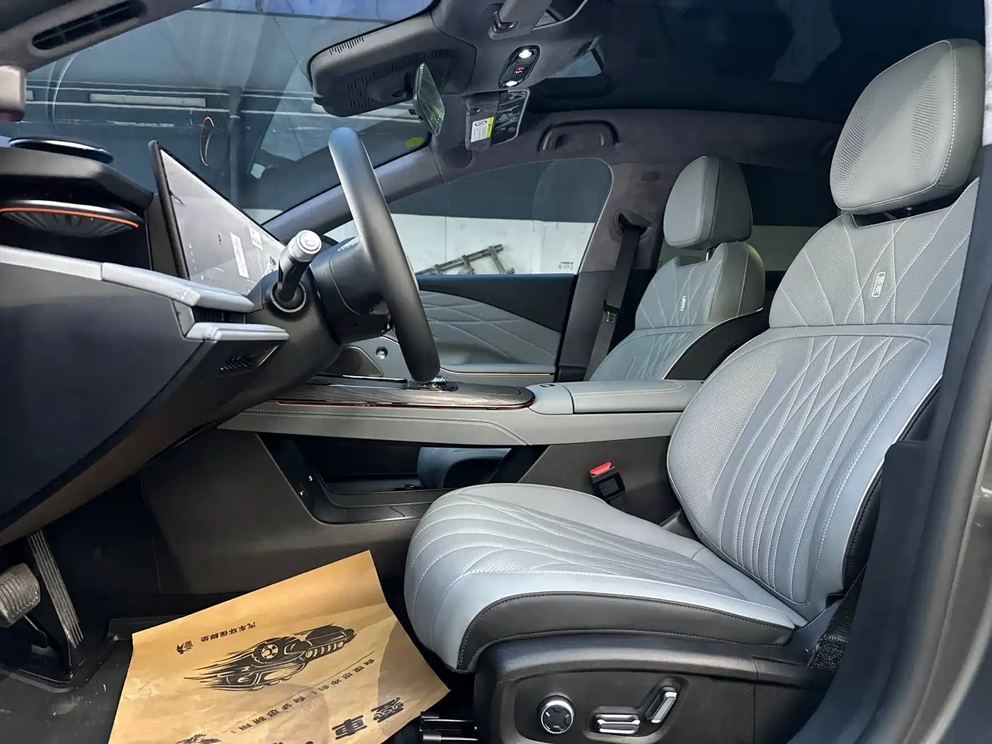 Geely Galaxy Galaxy E8 2025 700km Long Voyage Smart Drive Edition фото 8