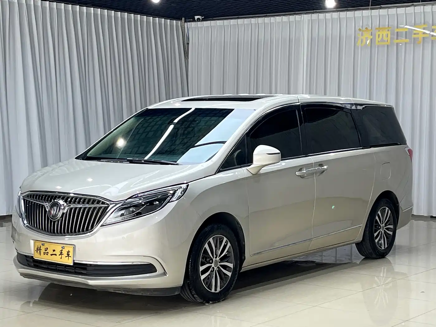 Buick GL8 2017 ES 28T Flagship China V фото 3