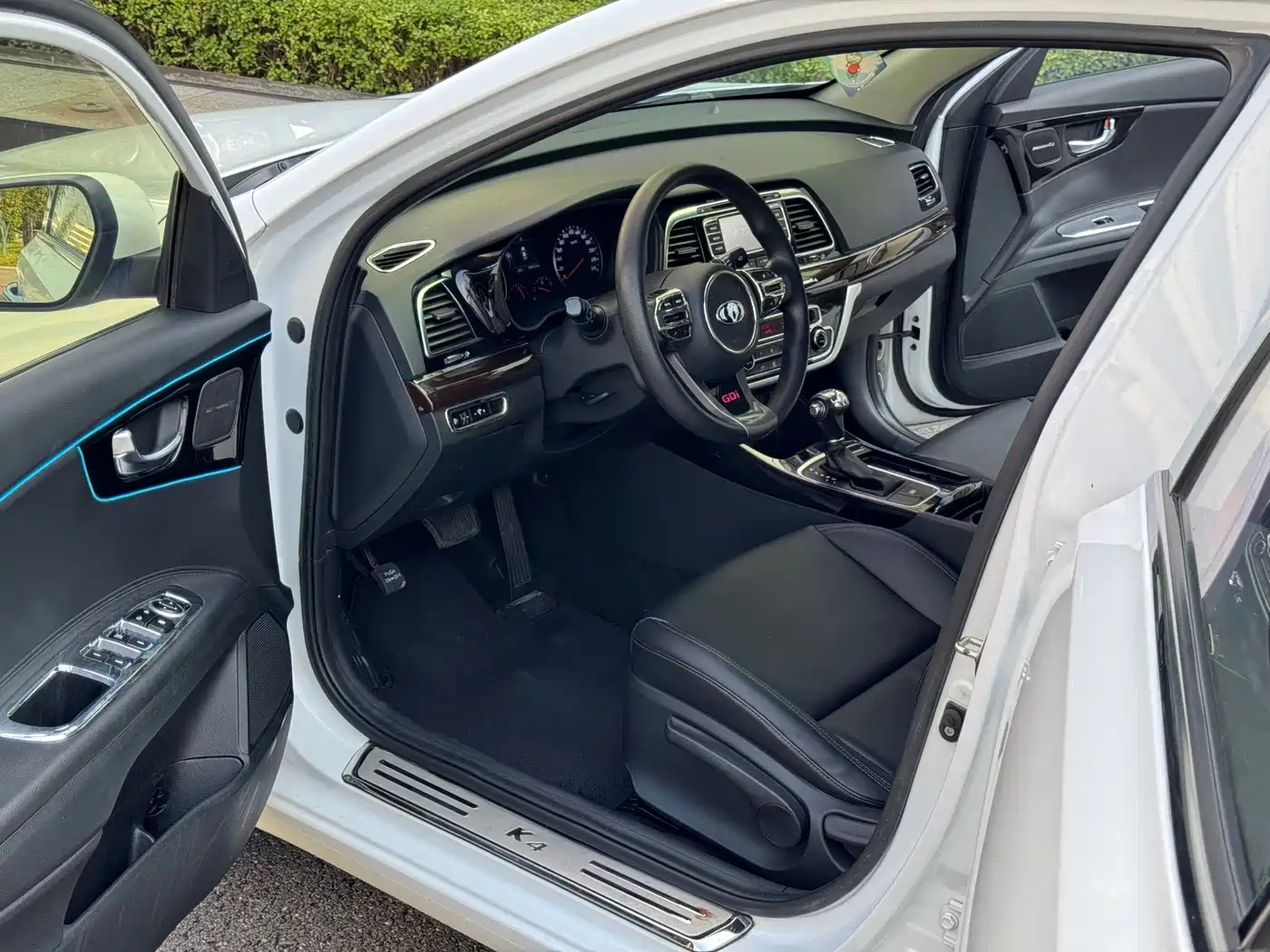 Kia K4 2014 1.8L Automatic GLS фото 16