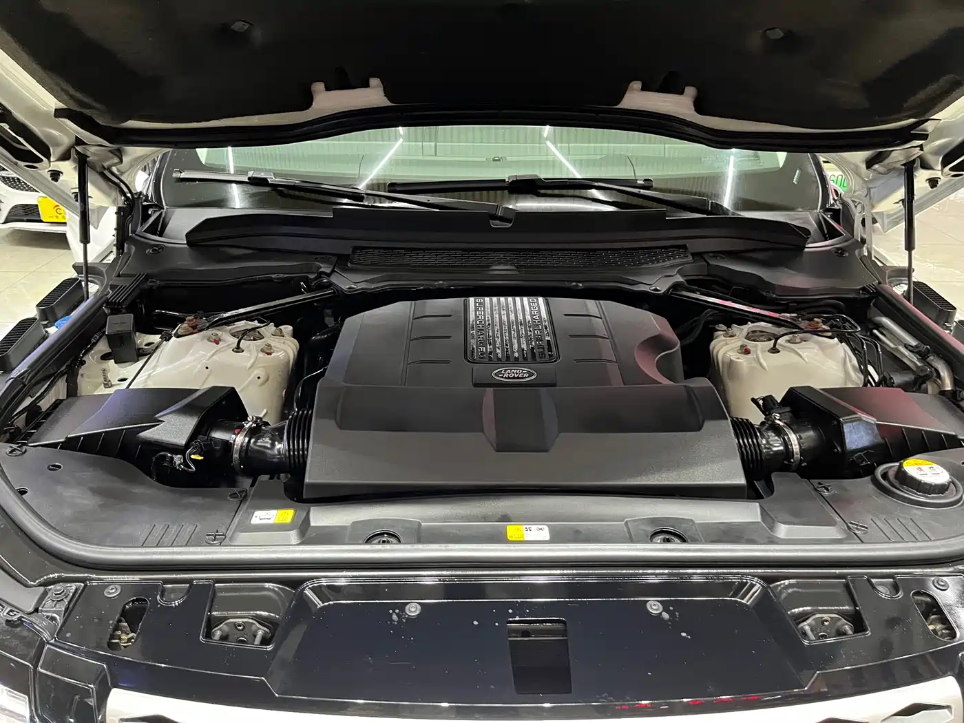 Land Rover Range Rover Sport 2017 3.0 SC V6 HSE фото 28