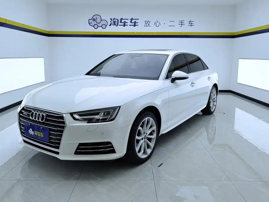 Фото 1 - Audi A4L